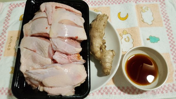 薑塊燉雞-炒薑材料