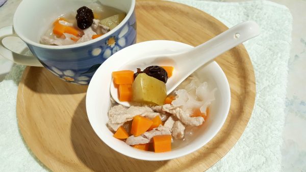 銀耳蘋果瘦肉湯-成品